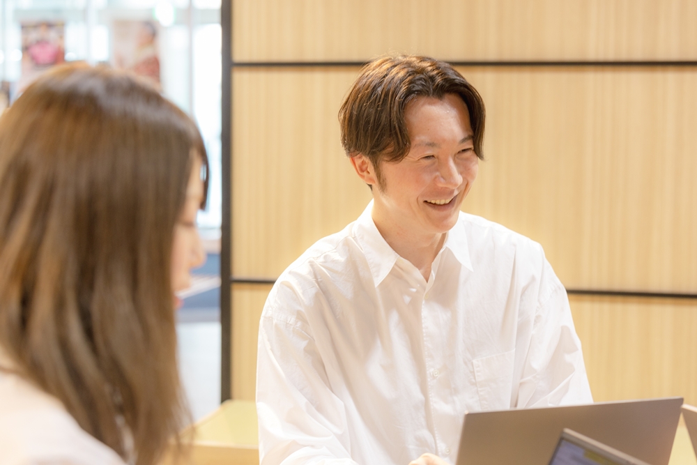 インタラクティブ株式会社