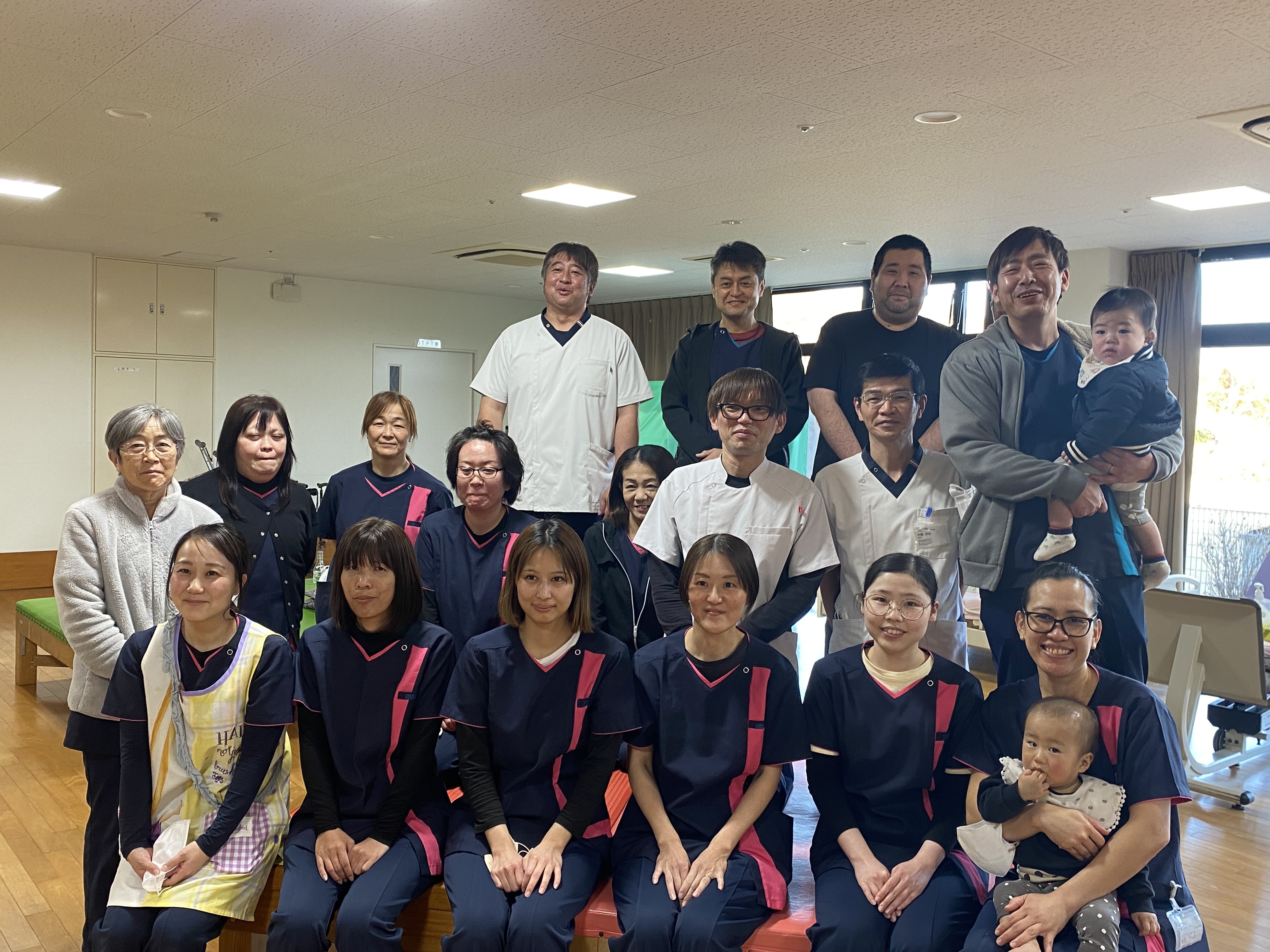 (医)秀英会